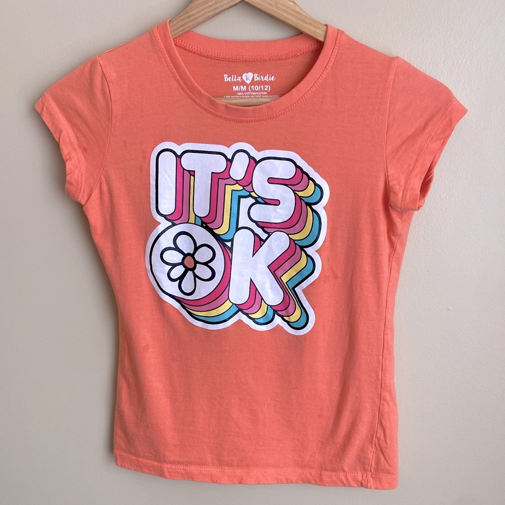 ❣️3/$10❣️Girl’s Med Bella & Birdie graphic tee